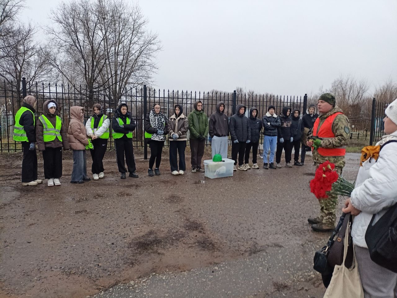 Учащиеся Финансового университета приняли участие в акции по возрождению исторического наследия.